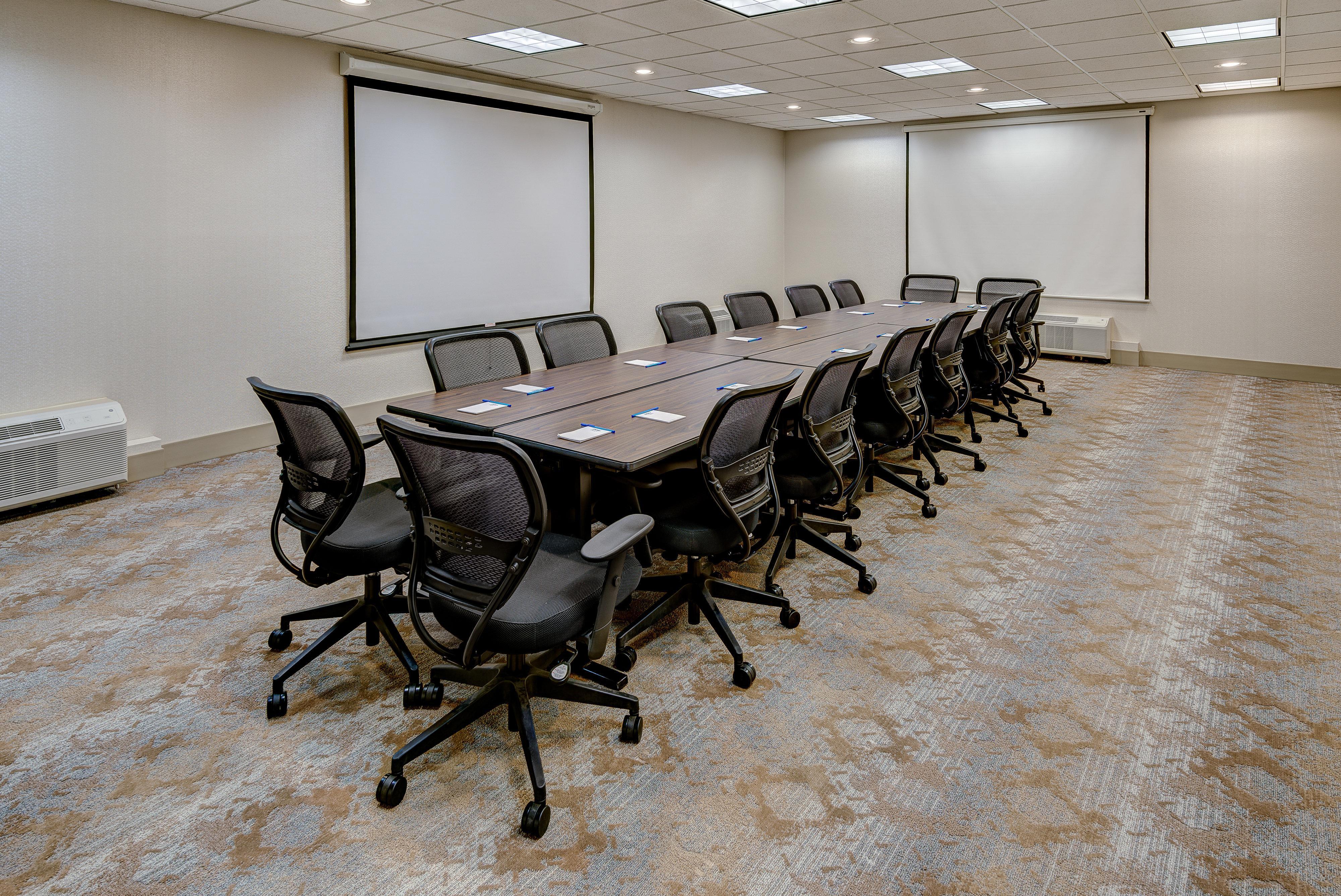 Hightstown Holiday Inn East Windsor By Ihg מראה חיצוני תמונה
